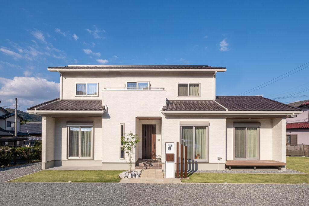 全館空調で“息が白くなる家”からの大変身｜一年中Tシャツで快適な家