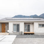 一台のエアコンで家中快適｜家族を常に近くに感じる開放的な平屋