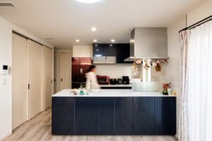 奥さまがショールームで一目惚れしたキッチン